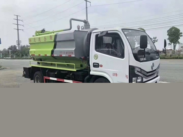 東風(fēng)國(guó)六多利卡D6清洗車